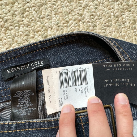 Kenneth Cole New York Low-Rise Boot Cut Belt Jeans - Picture 3 of 4